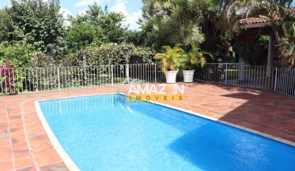 Casa com 3 dormitórios à venda, 245 m² por R$ 1.150.000,00 - Vila São Geraldo - Taubaté/SP