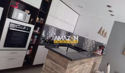 Casa com 2 dormitórios à venda, 76 m² por R$ 424.000,00 - Vila São José - Taubaté/SP