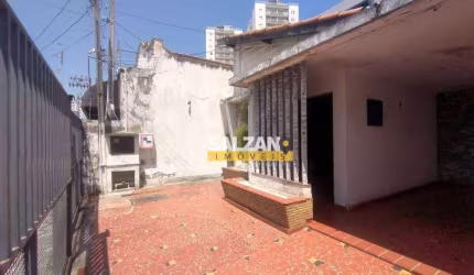 Casa com 3 dormitórios à venda, 200 m² por R$ 932.800,00 - Centro - Taubaté/SP