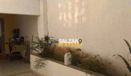 Sobrado com 5 dormitórios à venda, 400 m² por R$ 848.000,00 - Centro - Taubaté/SP