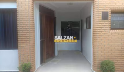 Sobrado com 3 dormitórios à venda, 242 m² por R$ 900.000,00 - Vila Jaboticabeira - Taubaté/SP