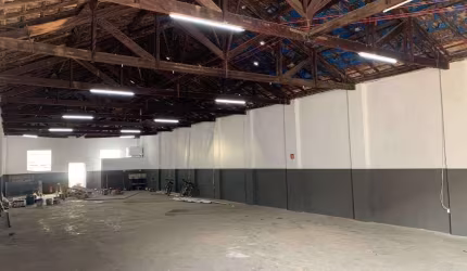 Galpão para alugar, 376 m² por R$ 8.333,00/mês - Centro - Taubaté/SP