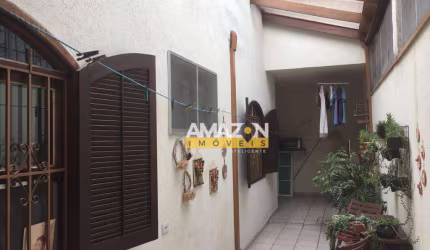 Sobrado à venda, 220 m² por R$ 500.000,00 - Jardim Califórnia - Taubaté/SP
