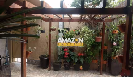 Casa com 3 dormitórios à venda, 308 m² por R$ 400.000,00 - Jardim Bom Jesus - Tremembé/SP