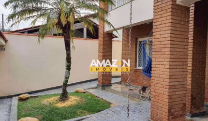 Sobrado com 4 dormitórios à venda, 245 m² por R$ 710.000,00 - Jardim Bela Vista - Guaratinguetá/SP