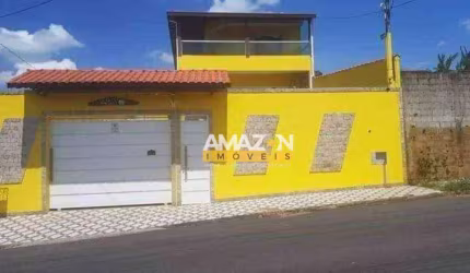 Sobrado com 5 dormitórios à venda, 480 m² por R$ 700.000 - Chácaras Silvestre - Taubaté/SP