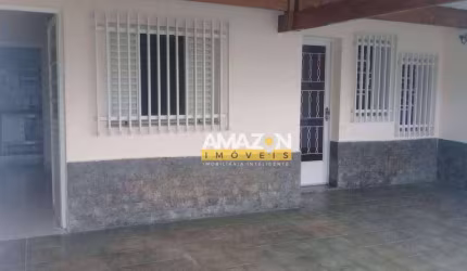 Casa com 2 dormitórios à venda, 175 m² por R$ 320.000,00 - Vila Paulista - Taubaté/SP