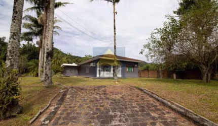 Casa à venda no Bairro São Judas Tadeu em Balneário Camboriú