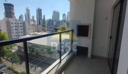 Apartamento novo à venda no Edifício Plaza Viena no bairro Nações em Balneário Camboriú