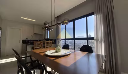 Apartamento à venda no Centro de Balneário Camboriú no Ed. Solar Di Siena