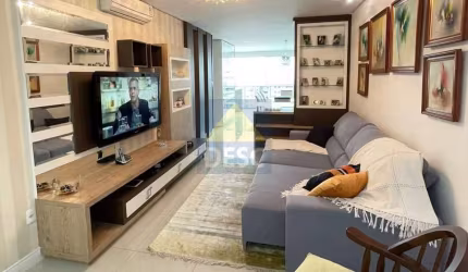 Apartamento semi mobiliado à venda no Mirante do Atlântico em Balneário Camboriú