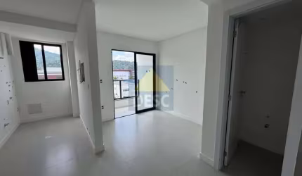 Apartamento duplex na planta com 01 Dormitório no Bairro dos Estados em Balneário Camboriú