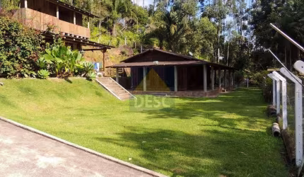 Sítio à Venda em Camboriú com 26.700 m² e vista para Balneário Camboriú
