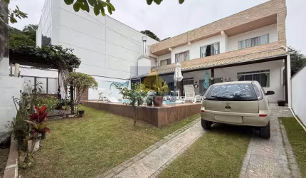 Casa com 4 dormitórios à venda no Bairro Nova Esperança em Balneário Camboriú