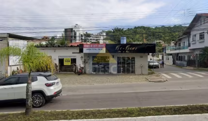 Terreno à venda com 784m² na Av. Do Estado em Balneário Camboriú