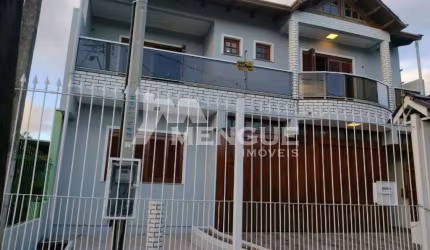 Casa com 3 quartos para alugar na Rua Oscar Ferreira, 250, Rubem Berta, Porto Alegre por R$ 4.200