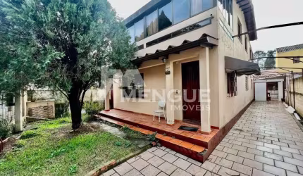 Casa com 2 quartos à venda na Rua Bogotá, 465, Jardim Lindóia, Porto Alegre por R$ 692.000