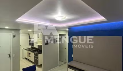 Apartamento com 2 quartos à venda na Avenida Francisco Silveira Bitencourt, 1818, Sarandi, Porto Alegre por R$ 190.000