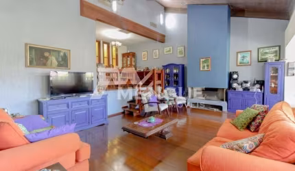 Casa com 3 quartos à venda na Rua Doutor Barbosa Gonçalves, 51, Chácara das Pedras, Porto Alegre por R$ 1.380.000