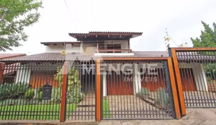 Casa com 3 quartos à venda na Avenida Assis Chateaubriand, 67, São Sebastião, Porto Alegre por R$ 1.800.000