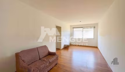 Apartamento com 3 quartos à venda na Rua Comendador Rheingantz, 81, Auxiliadora, Porto Alegre por R$ 750.000
