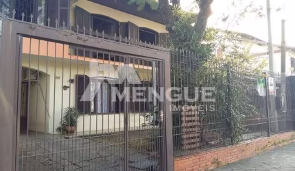 Casa com 2 quartos à venda na Travessa Von Salisch, 60, Sarandi, Porto Alegre por R$ 400.000