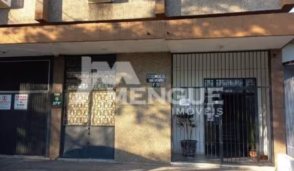 Sala comercial à venda na Avenida Tapiaçu, 310, Passo da Areia, Porto Alegre por R$ 85.000