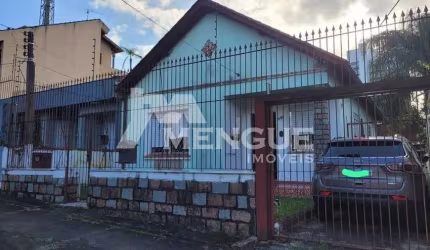 Casa em condomínio fechado com 2 quartos à venda na Rua Engenheiro Walter Boehl, 635, Vila Ipiranga, Porto Alegre por R$ 649.000