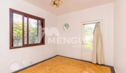Casa com 3 quartos à venda na Rua Domingos Martins, 49, Cristo Redentor, Porto Alegre por R$ 480.000
