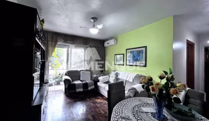 Apartamento com 2 quartos à venda na Rua Cipó, 270, Passo da Areia, Porto Alegre por R$ 335.000