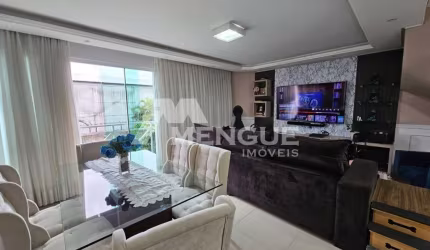 Casa em condomínio fechado com 3 quartos à venda na Alameda Três de Outubro, 765, Ecoville, Porto Alegre por R$ 690.000