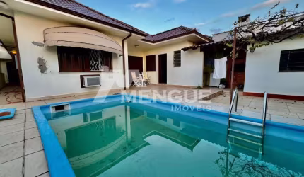Casa com 3 quartos à venda na Rua Adão Baino, 475, Cristo Redentor, Porto Alegre por R$ 1.250.000