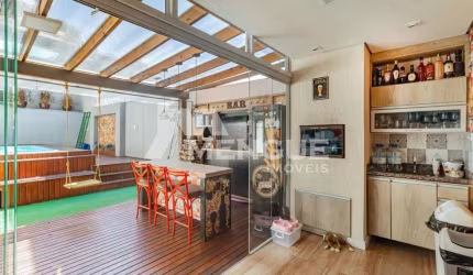 Casa com 3 quartos à venda na Rua do Pampa, 142, Ecoville, Porto Alegre por R$ 1.099.000