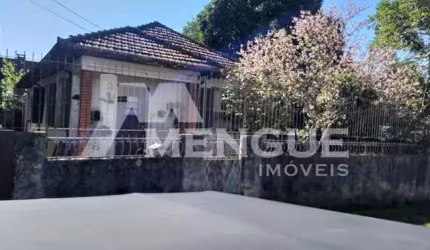 Casa com 3 quartos à venda na Travessa Lençóis, 68, Vila Ipiranga, Porto Alegre por R$ 560.000