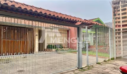 Casa com 3 quartos à venda na Havana, 22, Jardim Lindóia, Porto Alegre por R$ 899.000