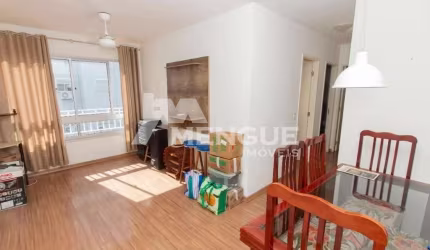 Apartamento com 3 quartos à venda na Avenida Cascais, 99, Passo das Pedras, Porto Alegre por R$ 280.000