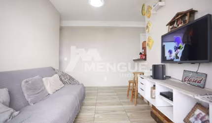 Apartamento com 2 quartos à venda na Avenida Assis Brasil, 4908, São Sebastião, Porto Alegre por R$ 349.000
