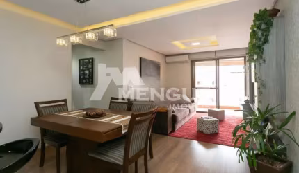 Apartamento com 3 quartos à venda na Rua Carlos Silveira Martins Pacheco, 55, Cristo Redentor, Porto Alegre por R$ 590.000