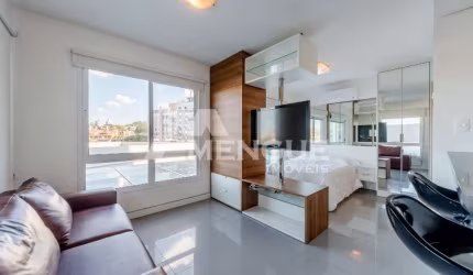 Loft com 1 quarto à venda na Rua Valdir Antônio Lopes, 199, Três Figueiras, Porto Alegre por R$ 510.000
