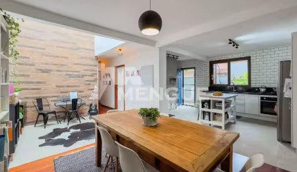 Casa com 3 quartos à venda na Avenida Professor Paula Soares, 453, Jardim Itu Sabará, Porto Alegre por R$ 790.000