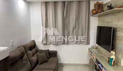 Apartamento com 2 quartos à venda na Rua Gabriel Franco da Luz, 242, Sarandi, Porto Alegre por R$ 160.000