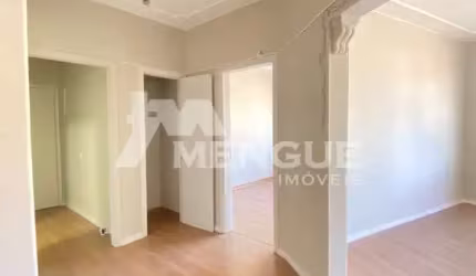Apartamento com 4 quartos à venda na Rua Carlos Von Koseritz, 10, Higienópolis, Porto Alegre por R$ 320.000
