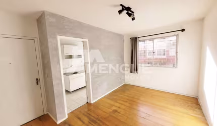 Apartamento com 2 quartos à venda na Rua Figueredo Mascarenhas, 980, Sarandi, Porto Alegre por R$ 190.000
