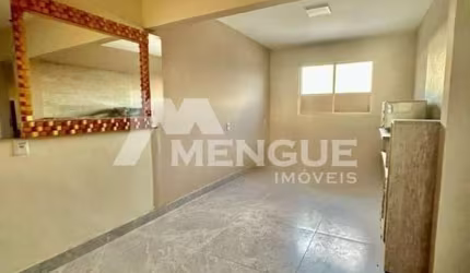 Apartamento com 2 quartos para alugar na Rua Barão de Bagé, 392, Vila Jardim, Porto Alegre por R$ 1.900