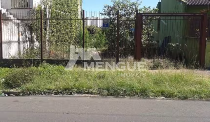 Terreno à venda na Avenida Professor Paula Soares, 185, Jardim Itu Sabará, Porto Alegre por R$ 450.000