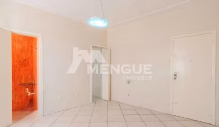 Apartamento com 2 quartos à venda na Rua Engenheiro Vespúcio de Abreu, 62, Santana, Porto Alegre por R$ 330.000