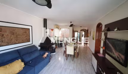 Casa com 4 quartos à venda na Rua Gomes de Freitas, 451, Jardim Itu Sabará, Porto Alegre por R$ 850.000