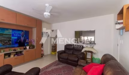 Apartamento com 4 quartos à venda na Rua Américo Vespucio, 1111, Higienópolis, Porto Alegre por R$ 599.000