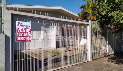 Casa com 3 quartos à venda na Rua Doutor Danilo Antônio Zaffari, 31, Sarandi, Porto Alegre por R$ 800.000