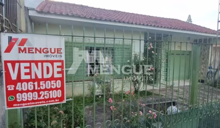 Casa com 3 quartos à venda na Rua Juruá, 692, Jardim São Pedro, Porto Alegre por R$ 659.000